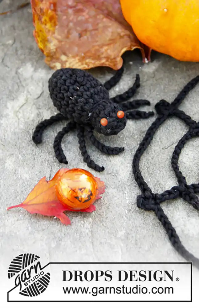 Deko Spinne mit Spinnennetz Webster (Häkelset)