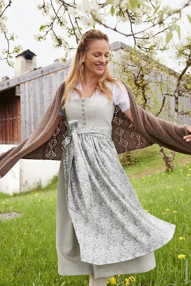 Lana Grossa | Trachten 8
