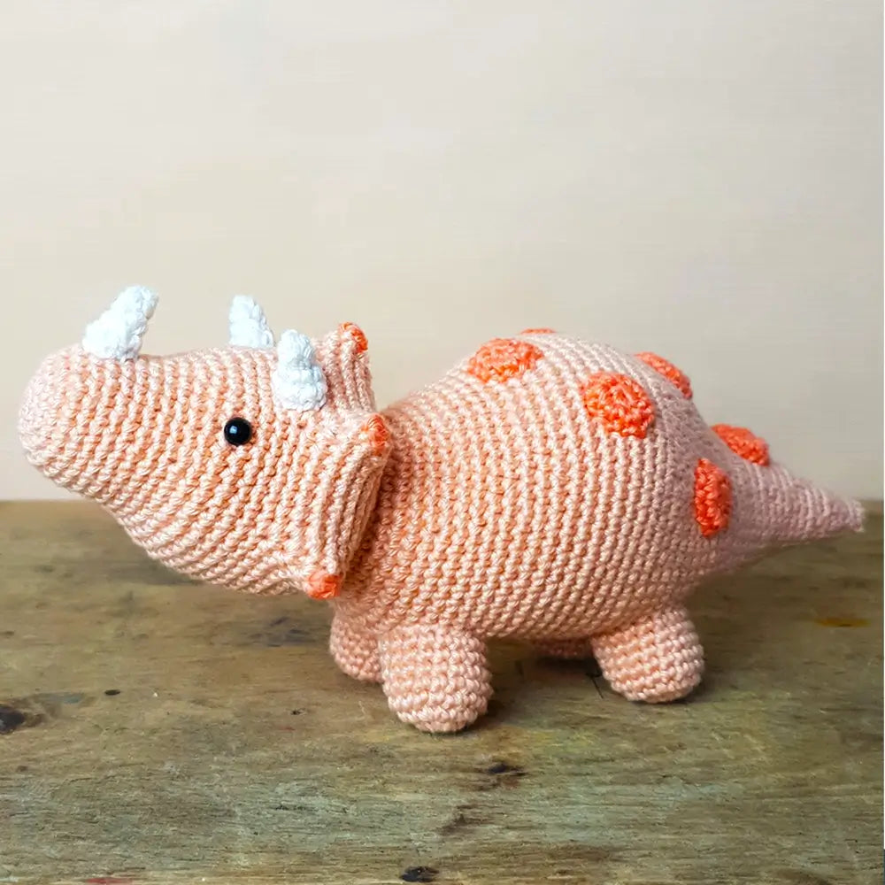 Amigurumi Triceratops (Hardicraft Häkelset)