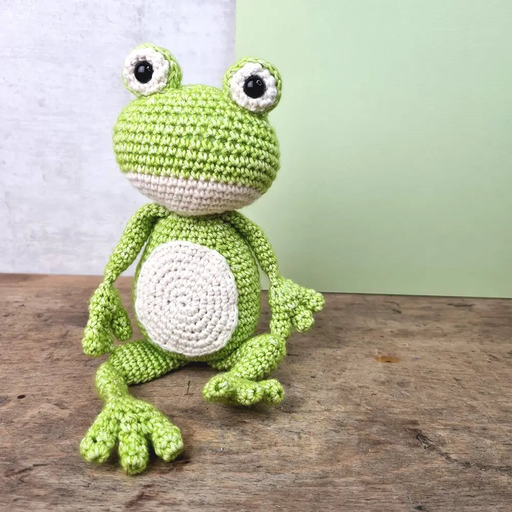 Amigurumi Frosch Vinny (Hardicraft Häkelset)